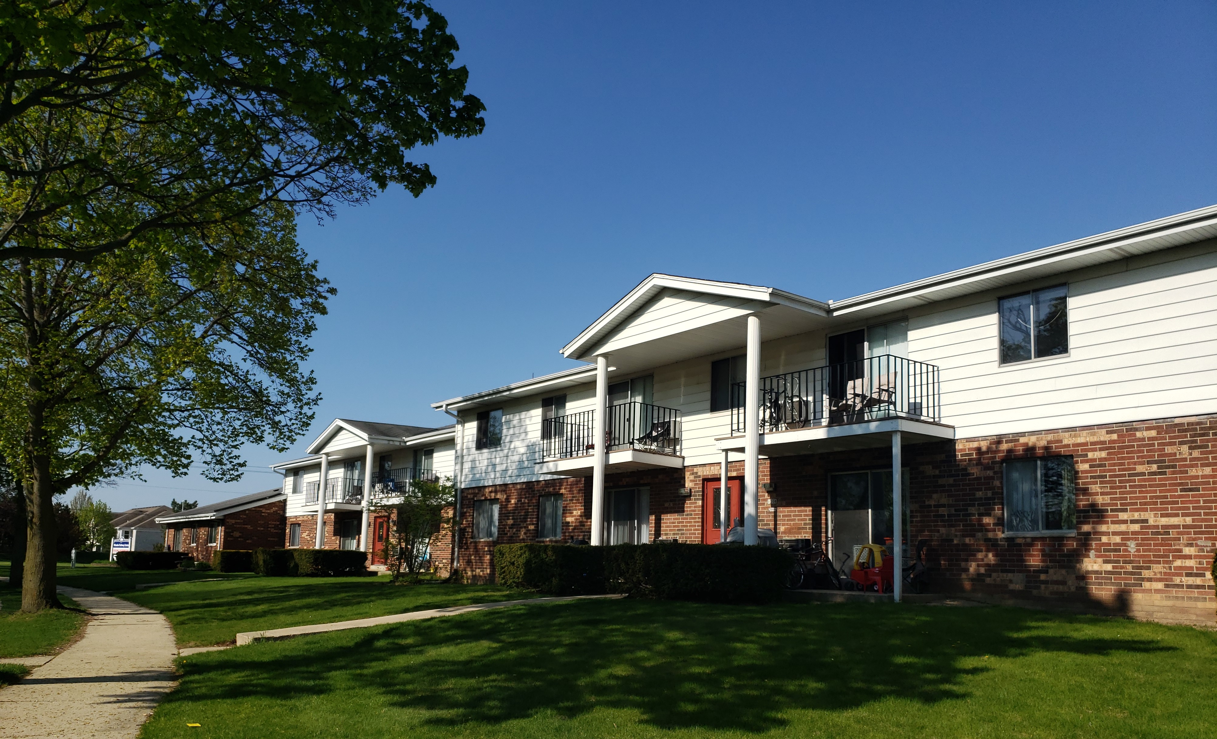 Minooka Parkway Estates American Rentals LLC